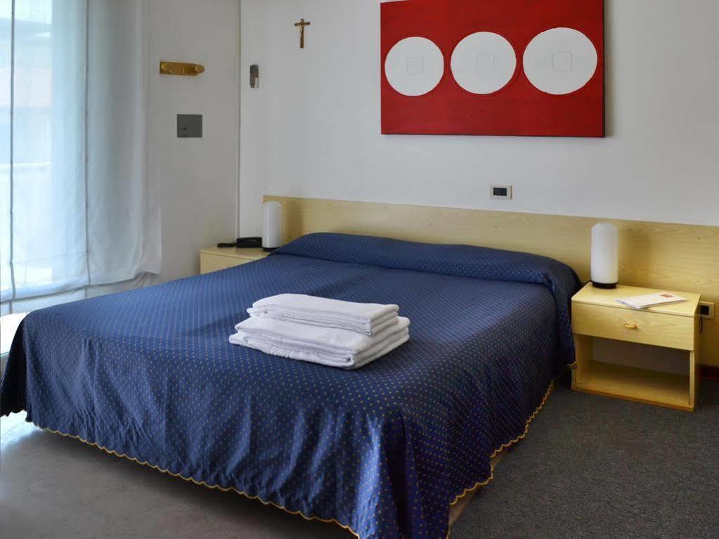 Nice Hotel 比比翁 外观 照片